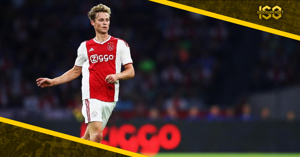 Barca Dapatkan Frenkie de Jong dari Ajax